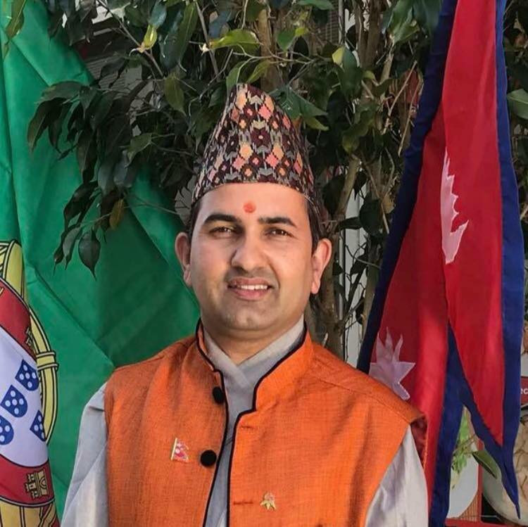 रमेस राज वास्तोला