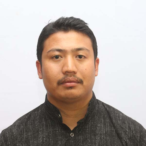 रिकेश महर्जन