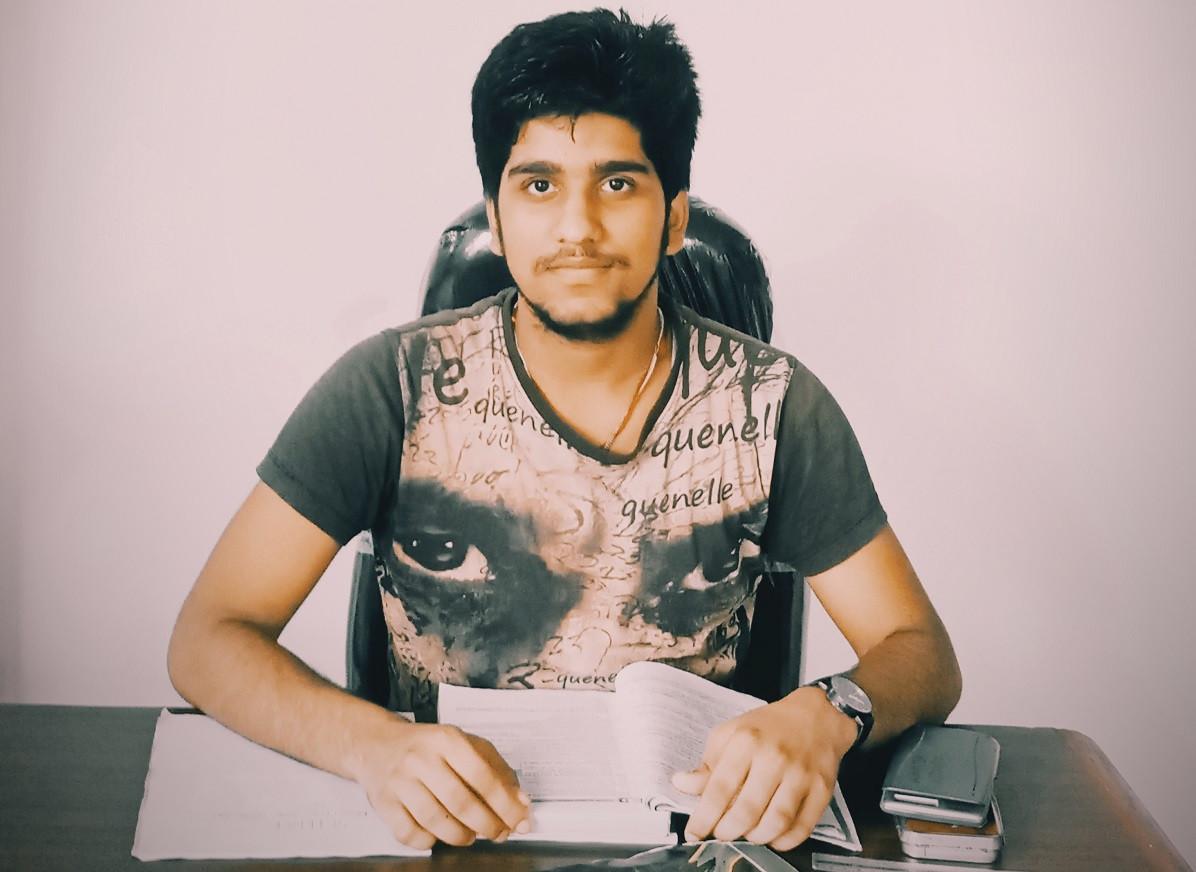 आयुश मिश्र