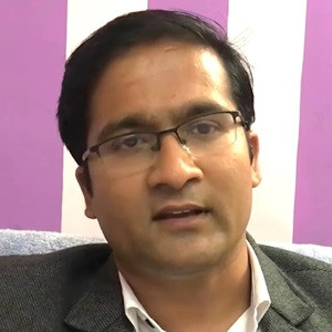 डा. विजय खरेल