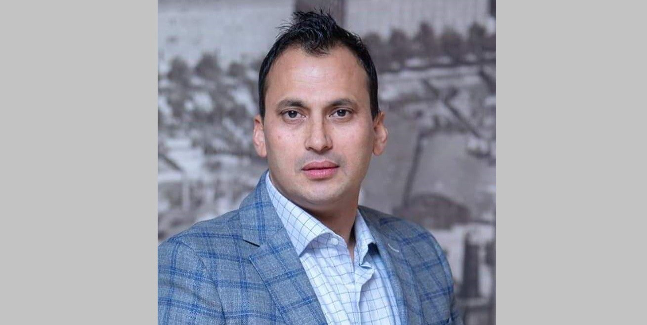 निल थापा