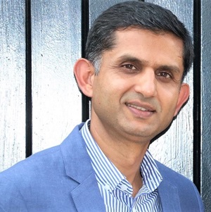 पुष्प शर्मा