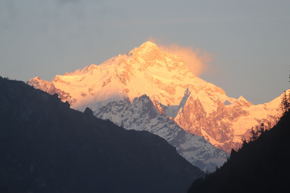 आजका तस्बिर- कात्तिक २३