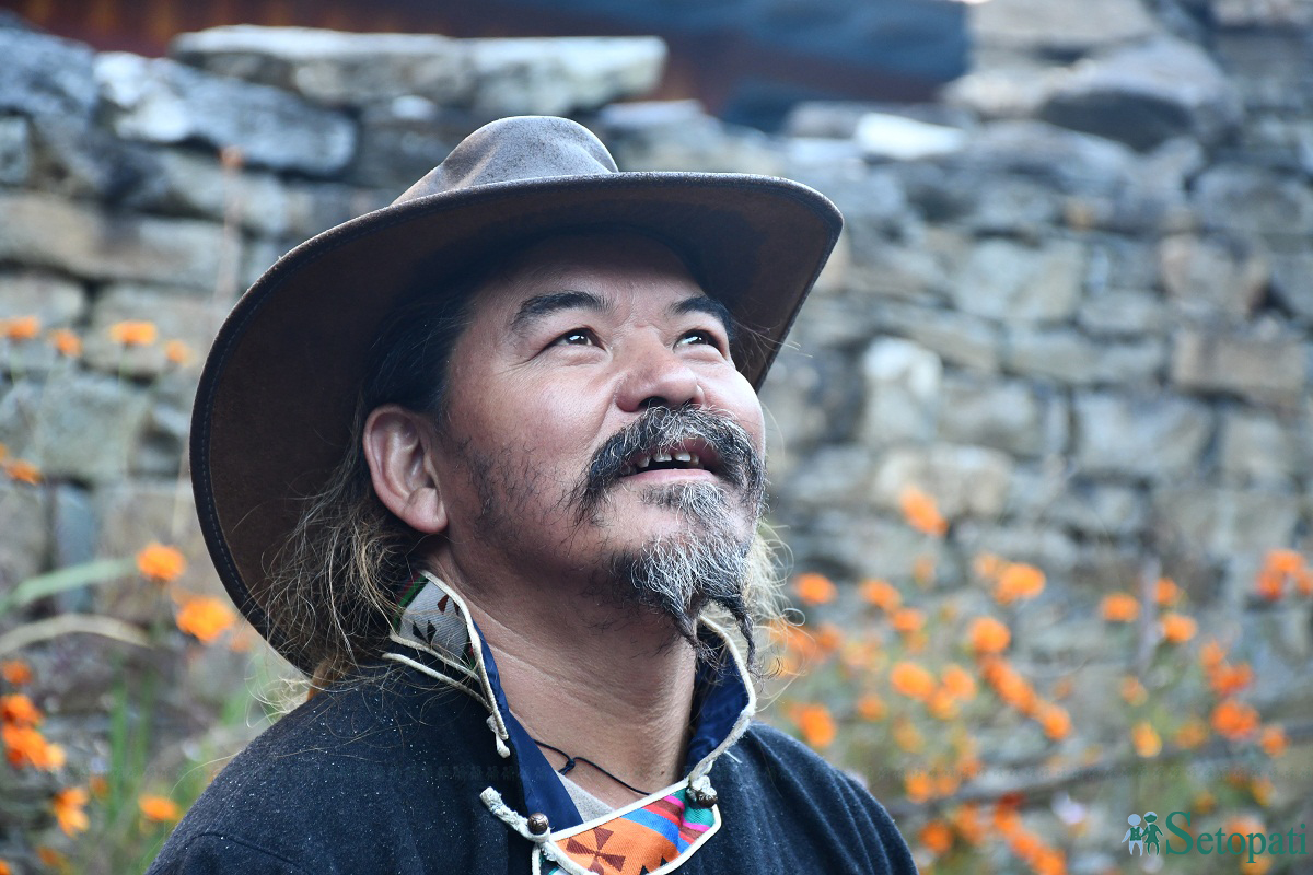 मनास्लुका पर्यटन अभियन्ता लाक्पाढुण्डुप लामा। तस्बिरः सेतोपाटी