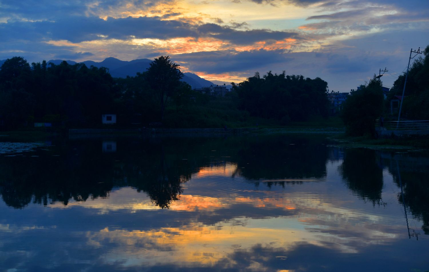 ब्यस्त शहरमा मस्त गोधुली साँझ (फोटोफिचर)