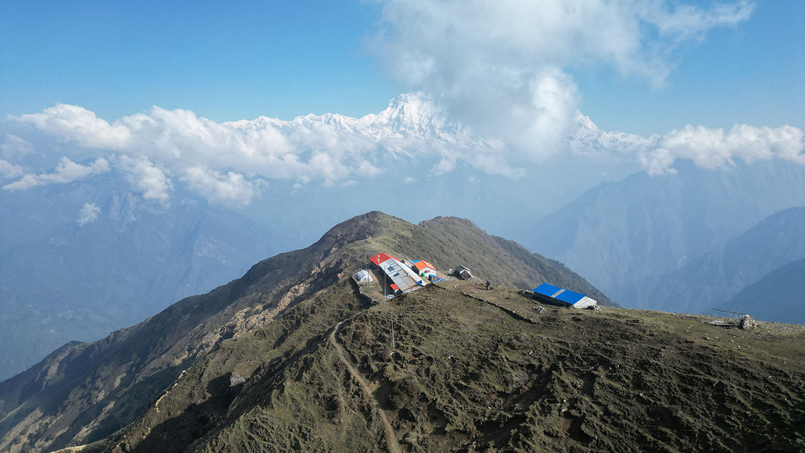 बुधबार नेपाल आर्ट काउन्सिल  परिषद्‍मा सडक सुरक्षासम्बन्धी कार्टुन प्रदर्शनीमा सहभागी विद्यार्थी। तस्बिर: नवीनबाबु गुरूङ