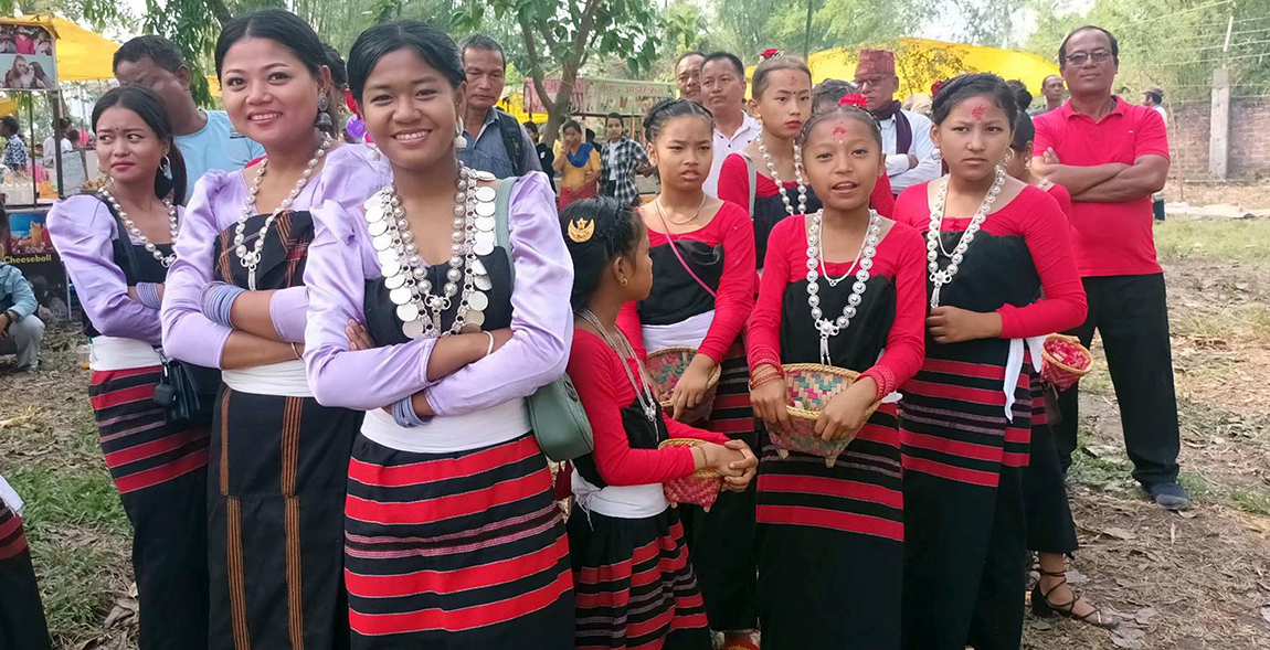 राष्ट्रिय प्रजातन्त्र पार्टी (राप्रपा)ले काठमाडौंमा भ्रष्टाचारविरूद्ध प्रदर्शन गरेको छ।   बिहीबार काठमाडौंको बसन्तपुरमा राप्रपाले प्रदर्शन गरेको हो। तस्बिर: निशा भण्डारी