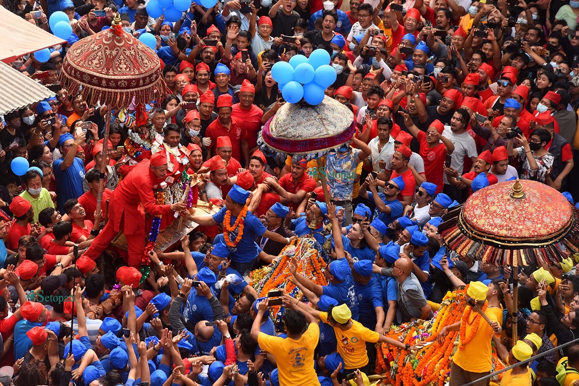आजका तस्बिरहरू- चैत १९