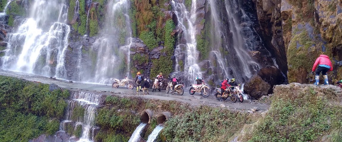 आजका तस्बिरहरू- कात्तिक २०