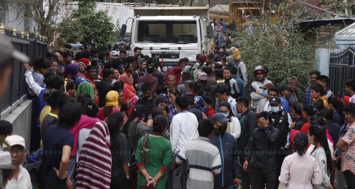 आजका तस्बिर-चैत १६