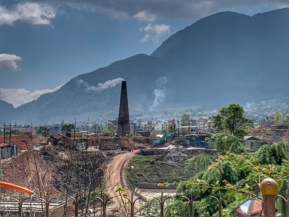 रानीपोखरी सर्वसाधरणका लागि खुला गरेसँगै मानिसहरू हिँडडुल गर्न आउन थालेको छन्। तस्बिर: मन्दिरा घिमिरे/सेतोपाटी