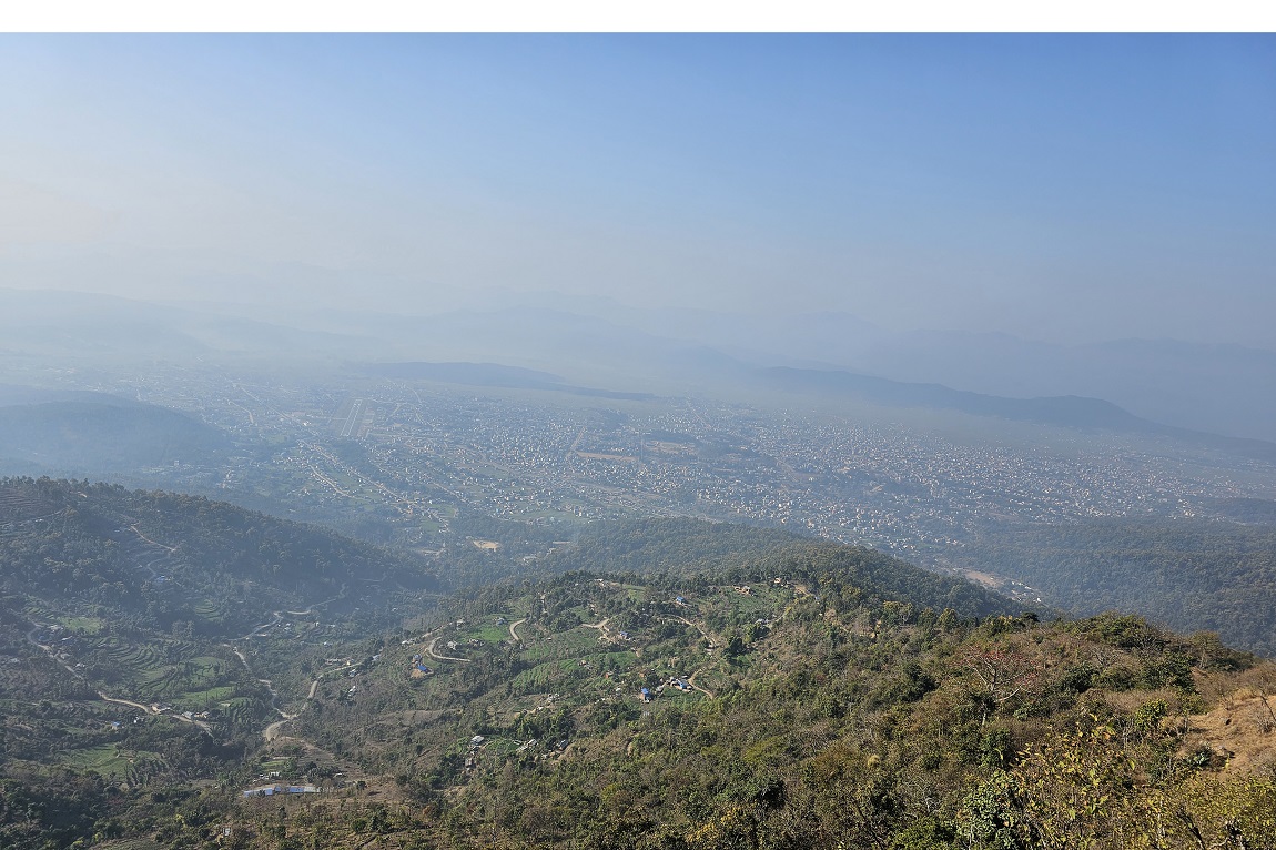 मुस्ताङको थासाङ गाउँपालिका–२ खन्ती द्वारदेखि घरपझोङ गाउँपालिका वडा नम्बर २ र ३ जोमसोम काठेपुलसम्म जोड्ने करिब १७ किलोमिटर सडक कालोपत्र गरिँदै। तस्बिरः सुशीलबाबू थकाली/रासस