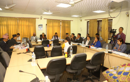 आइतबार सिंहदरबारमा बसेको राज्य व्यवस्था तथा सुशासन समितिको बैठक तस्वीर: रोशन सापकोटा/ रासस