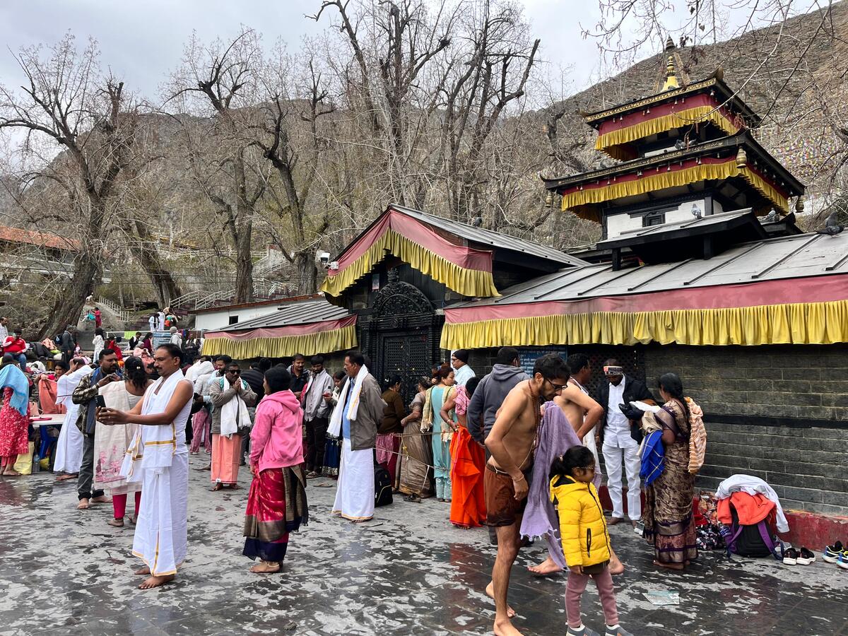 1-Pilgrims-at-Muktinath-SP-1779124937.jpeg