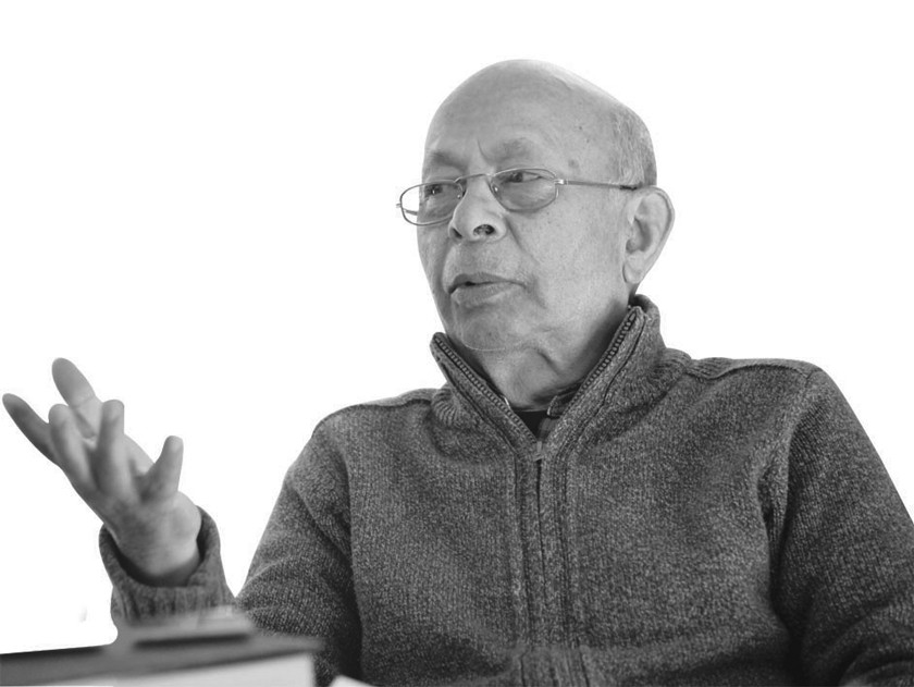 पूर्वराजदूत झा।