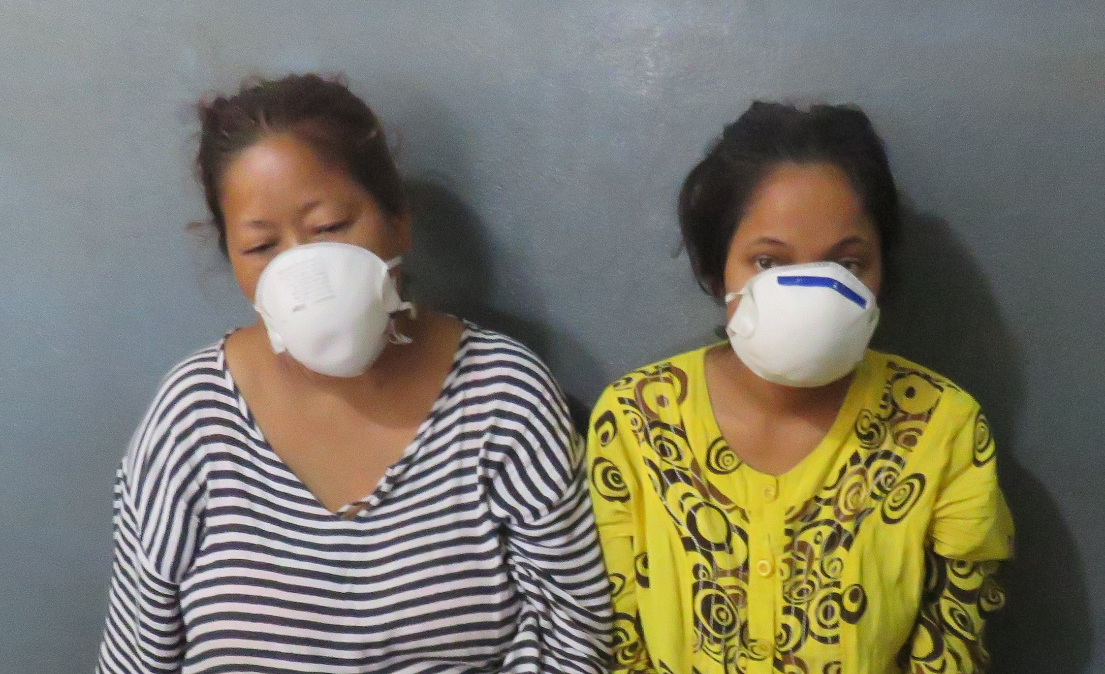 पक्राउ परेका महिला।