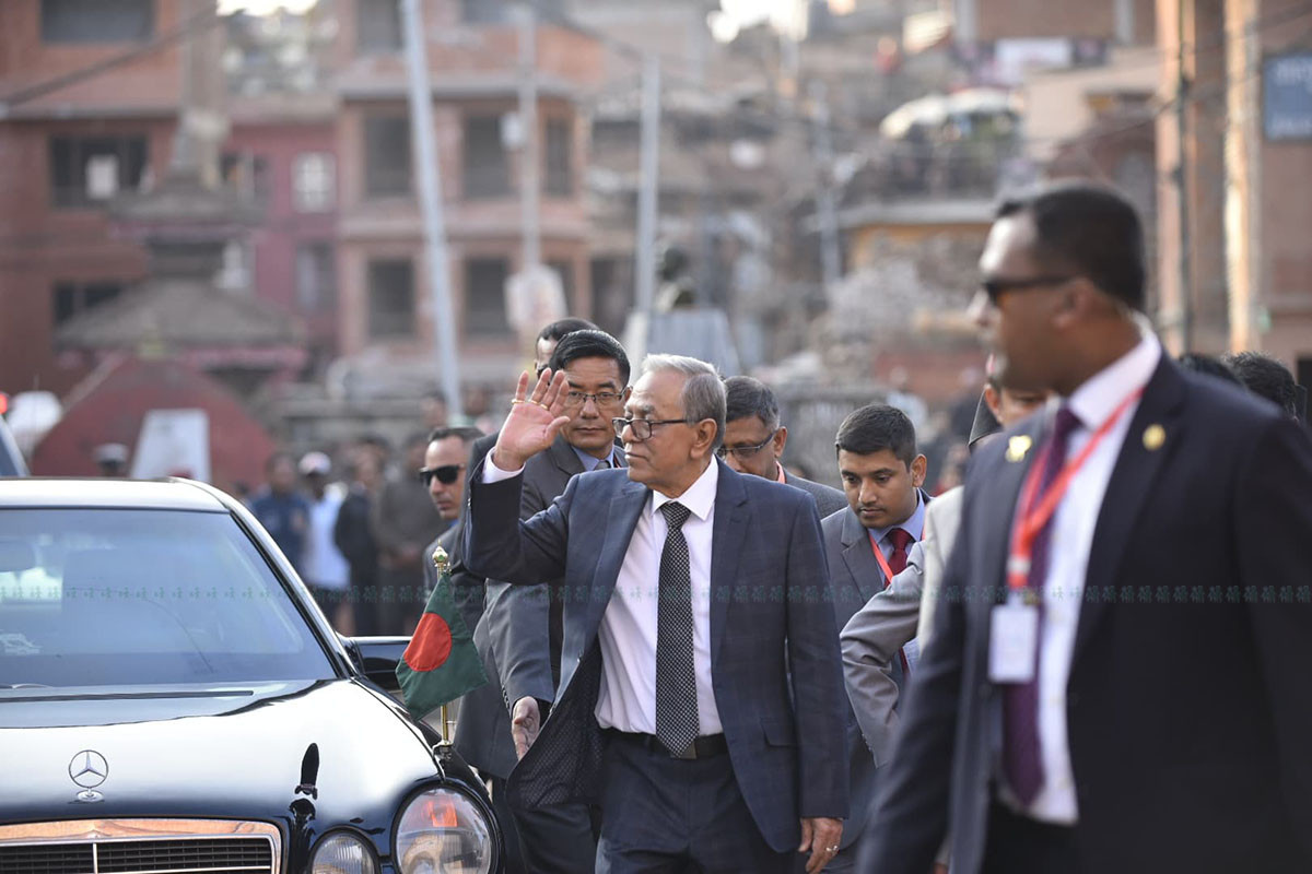 भक्तपुर दरबार स्क्वायरमा बंगलादेशी राष्ट्रपति अब्दुल हमिद। तस्बिर : नारायण महर्जन/सेतोपाटी