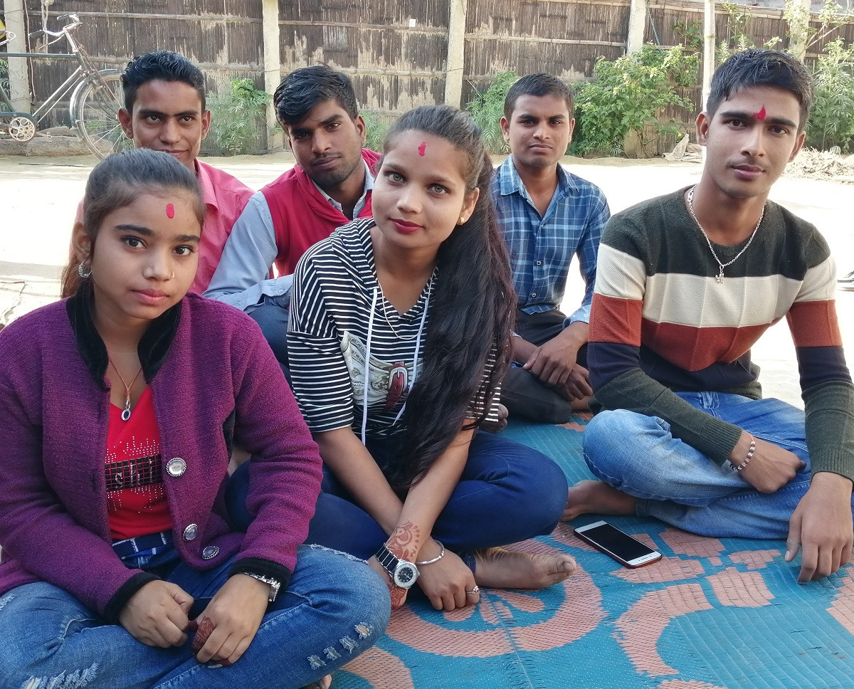 संगोर मिथिला समूहका युवा। तस्बिरः सेतोपाटी