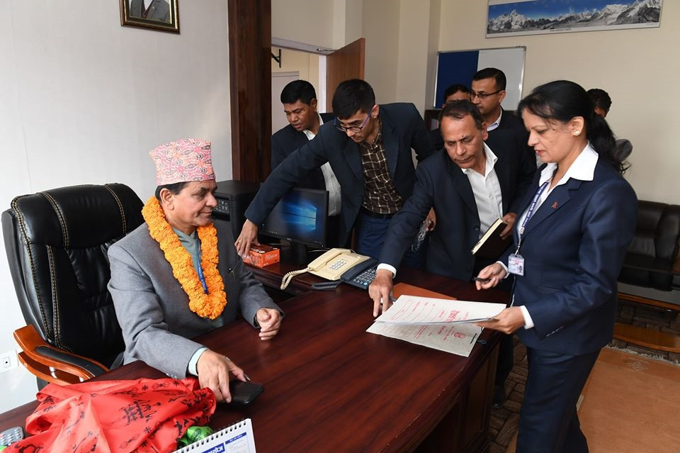 सञ्चार मन्त्रालयका सचिव दीपक सुवेदी