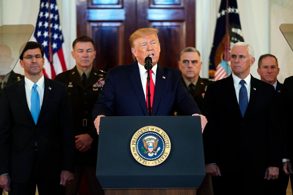 अमेरिकी राष्ट्रपति डोनाल्ड ट्रम्प ह्वाइट हाउसबाट सम्बोधन गर्दै। तस्बिर: न्यूयोर्क टाइम्स(फाइल तस्बिर)