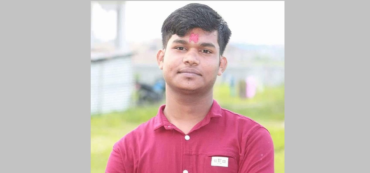 लेखक बिकेश  कविन।