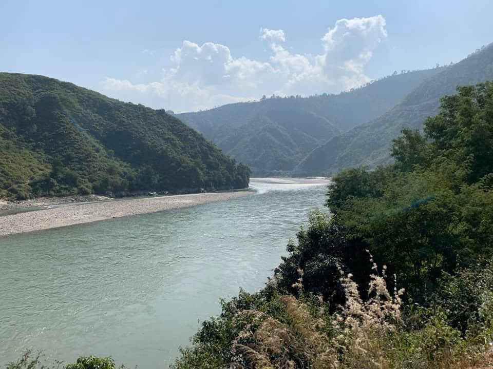 सुनकोशीमा बेपत्तामध्ये एकको शव फेला :: रासस :: Setopati