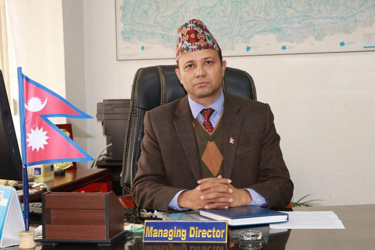 नेपाल टेलिकमका प्रबन्ध निर्देशक डिल्लीराम अधिकारी।