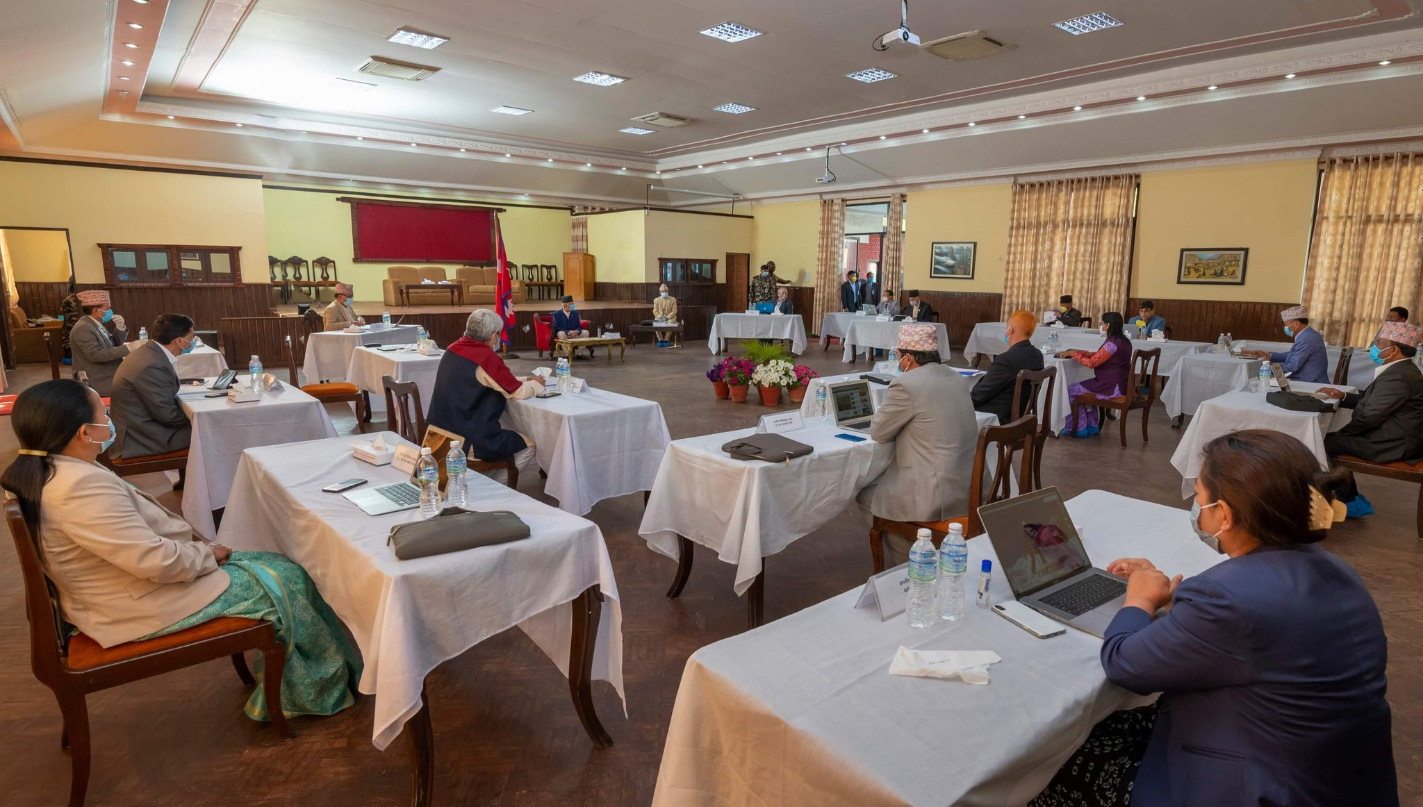 आइतबार सम्पन्न मन्त्रिपरिषद बैठक। तस्बिर: सूर्य थापाको ट्वीटरबाट