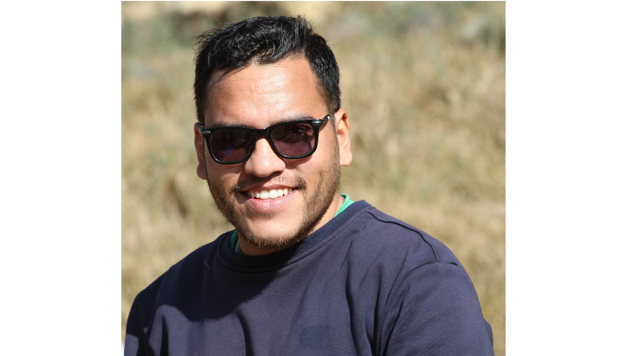 बसन्त ढुंगाना 'यात्री'।