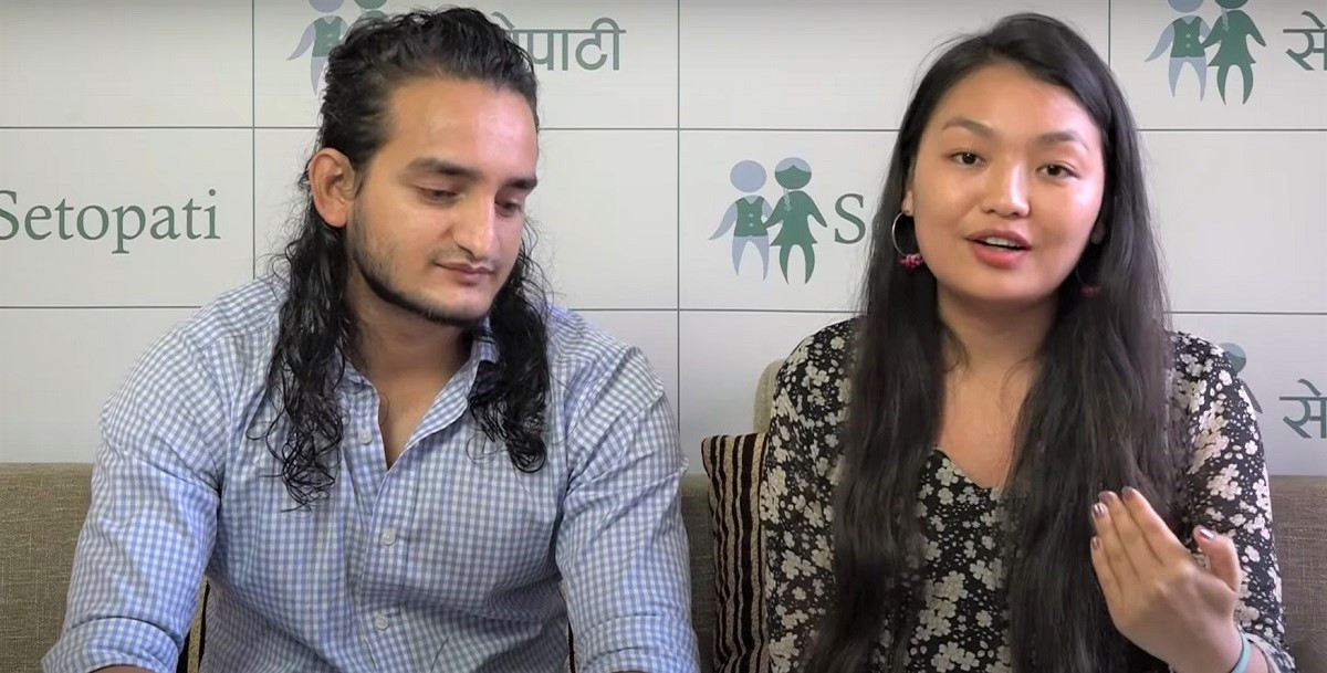 कलाकारहरू  सुशील सिटौला र अनु थापा।