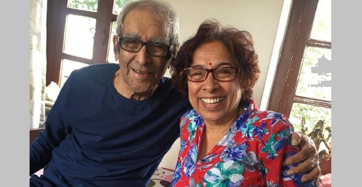 आफ्ना बुवा माधवप्रसाद घिमिरेसँग शान्ति शर्मा अधिकारी। तस्बिर: शान्ति शर्माको फेसबुकबाट