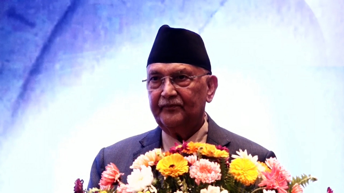 प्रचण्डलाई लक्षित गर्दै प्रधानमन्त्रीले भने- टिकटक बन्द गर्नेहरू बोल्न पाउनुपर्छ भनेर उफ्रेका छन्