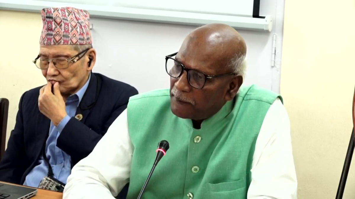 शिक्षालाई राजनीतिबाट सधैँ मुक्त गरौं: सांसद यादव