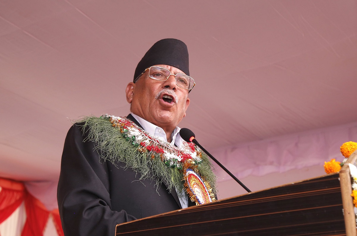 प्रचण्डले भने- दुर्गा प्रसाईंजस्तो हावालाई जनकमान्डर बनाउने ज्ञानेन्द्रको बुद्धि कस्तो! (भिडिओ)