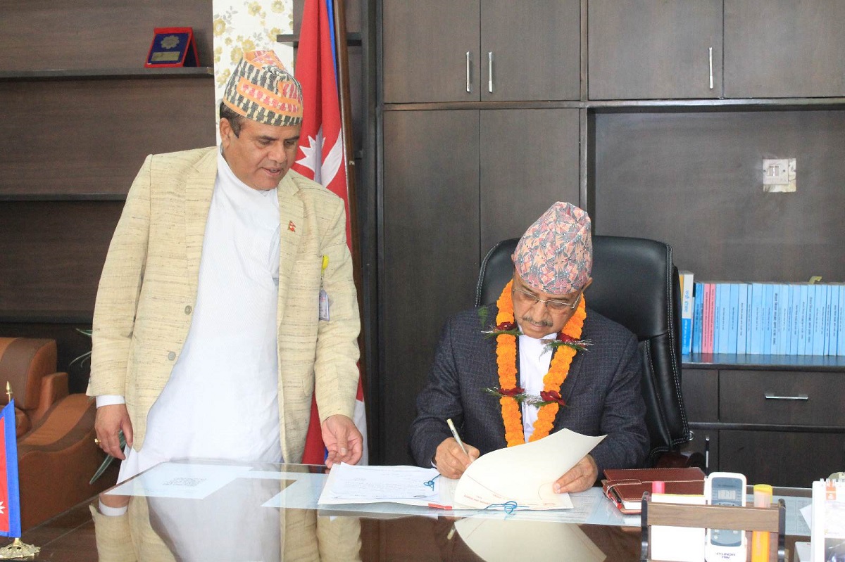 तस्बिर: उपप्रधानमन्त्री खड्काको सचिवालय।