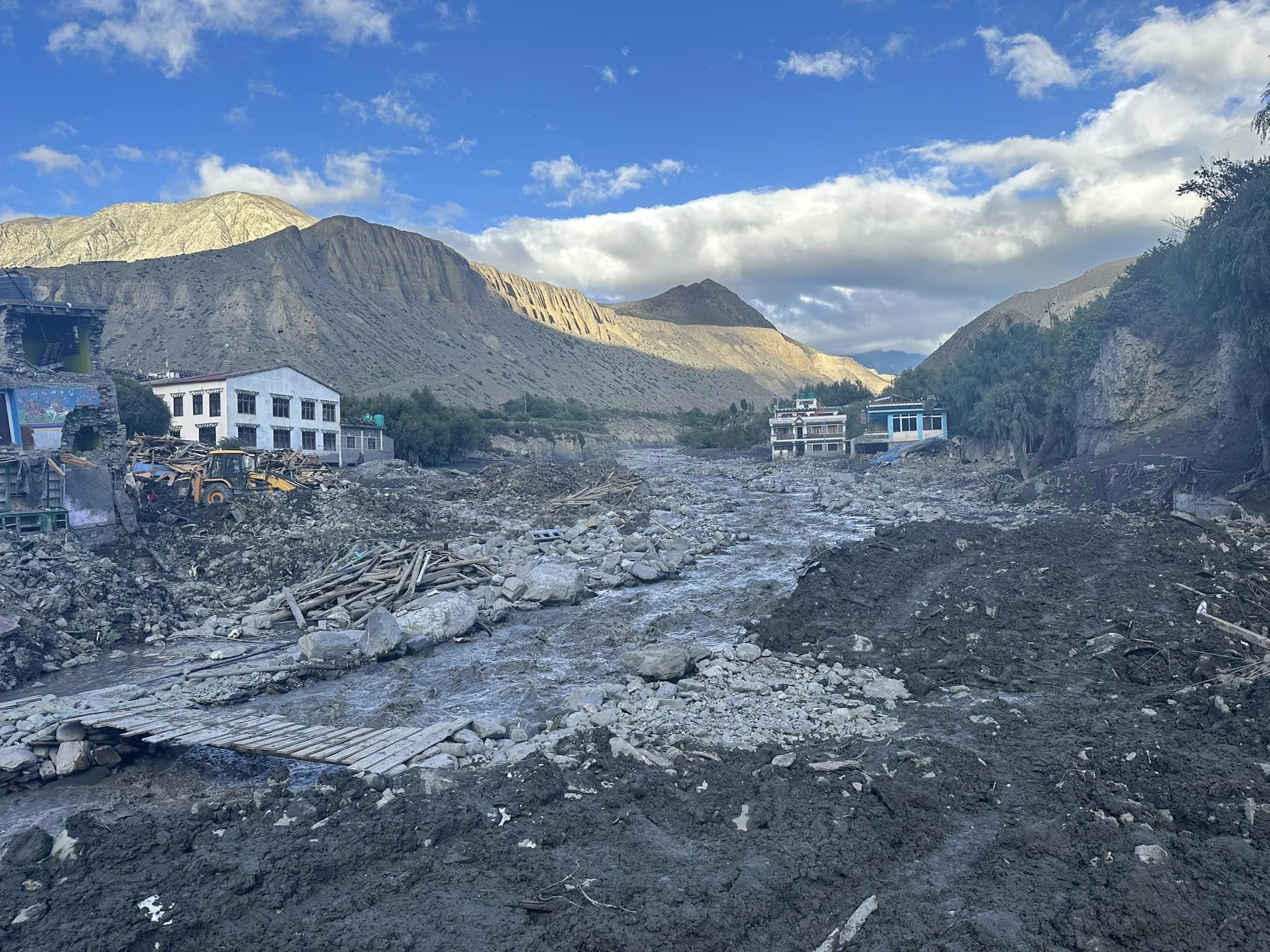 तस्बिरः खेन्पो तेन्जिङ स्याङ्पो