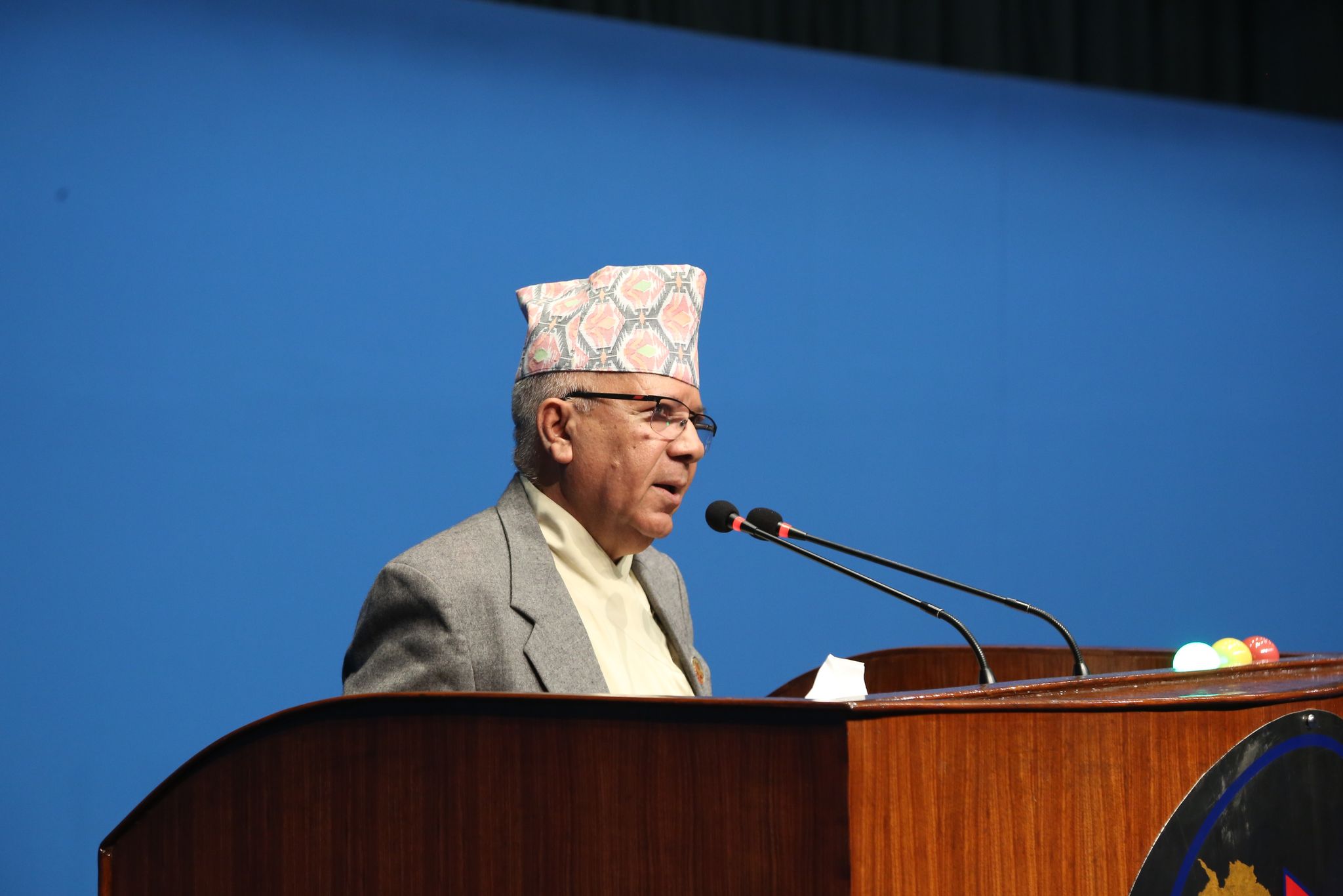 फाइल।
