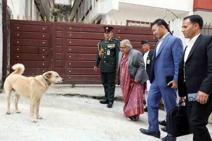 ६ महिनापछि घर फर्किएकी सुशीला कार्कीलाई लिन दौडिँदै आयो पप्पी