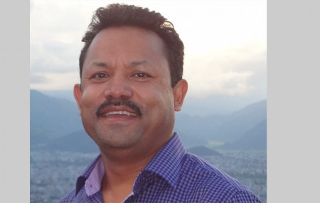 पीताम्बर श्रेष्ठ।