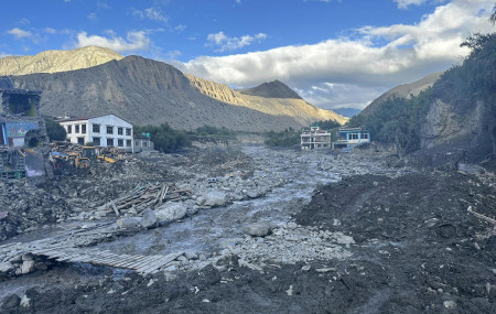 तस्बिरः खेन्पो तेन्जिङ स्याङ्पो