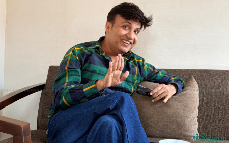 गायक हेमन्त शर्मा।  –तस्बिर: संगीता गिरी/सेतोपाटी