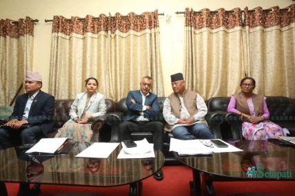 अबको संसद अधिवेशनमा कांग्रेसको भूमिका कस्तो हुनेछ? दुवै सदनका सांसदलाई दिइँदैछ तालिम