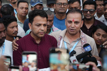 रास्वपामा पहिलो महाधिवेशनबाटै देखियो गुटबन्दी