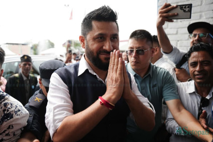 पदाधिकारीमा मुख्य प्रतिस्पर्धा रवि समूहभित्रै, बालेन र अन्य समूहलाई मनोनयनबाट ल्याउने तयारी