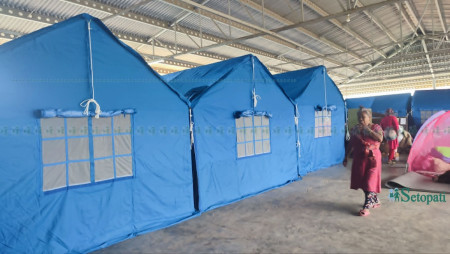 होल्डिङ सेन्टरमा रिपोर्टिङ गर्न कडाइ, खिचेका फोटो-भिडिओ पनि गराइयो डिलिट