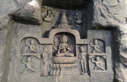 अरनिकोले बनाएको चिनशान मन्दिर। तस्बिरः चेतनाथ आचार्य