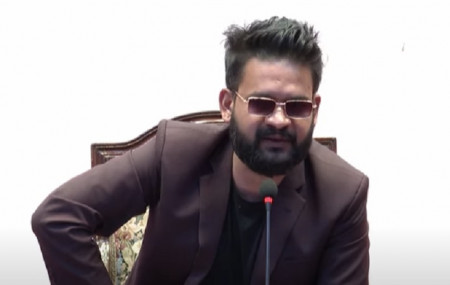 फाइल।