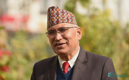 फाइल।