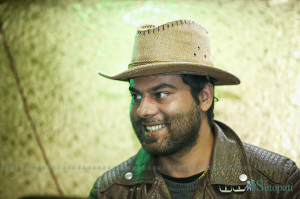 'परिवारले पहिचान स्वीकार गर्दा जति खुसी कहिल्यै लागेको थिएन, न लागेको छ'