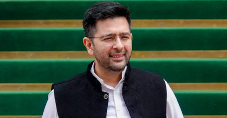 तस्बिरः